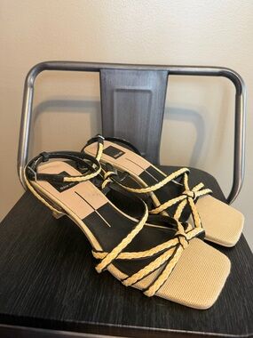 Dolce Vita Bev Braid Heeled Sandals Sz 8 Black Tan Raffia Strappy Square Toe